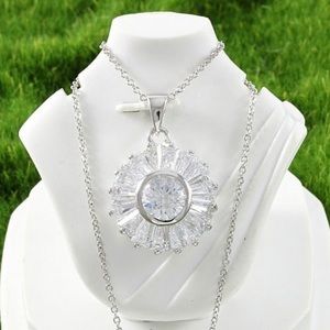 6.75ctw 14k Wt Gold Fill Cubic Zirconia Amulet